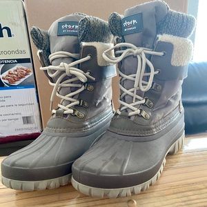 Storm by Cougar snow boots